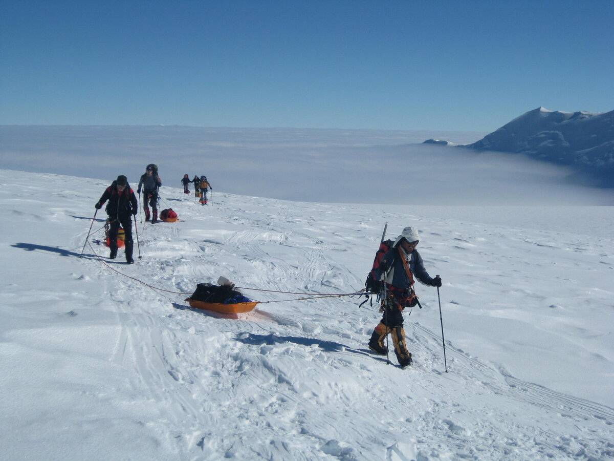 ALE guide Namgya S. leads a rope team of climbers